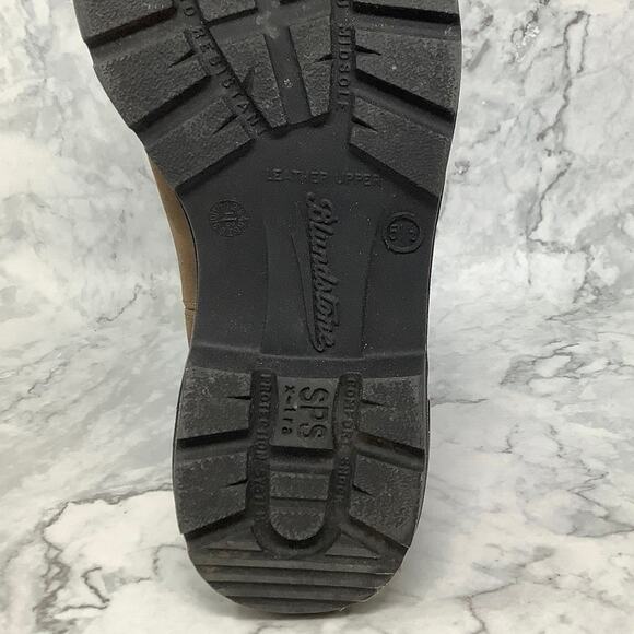 Blundstone Brown Ankle Boots - Picture 7 of 11